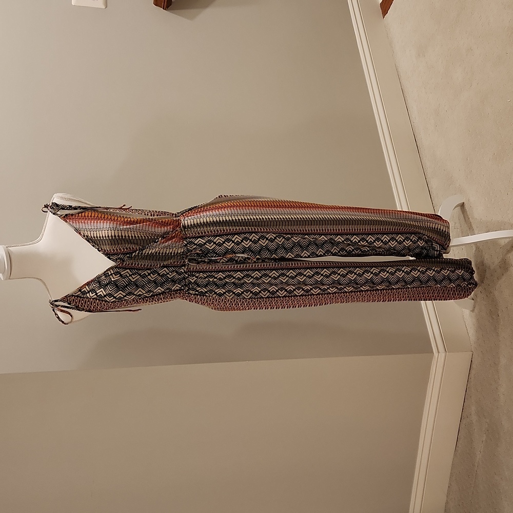 BCBG Summer Jumpsuit, with pockets size medium, very comfortable
